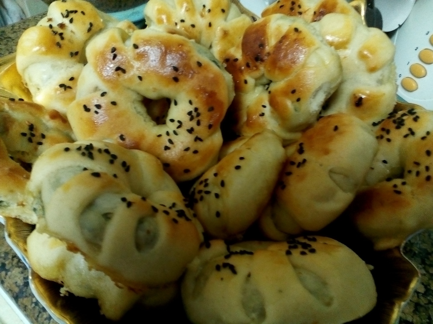 Rozete cu branza si oregano