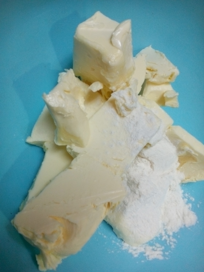 Croissante cu nutella