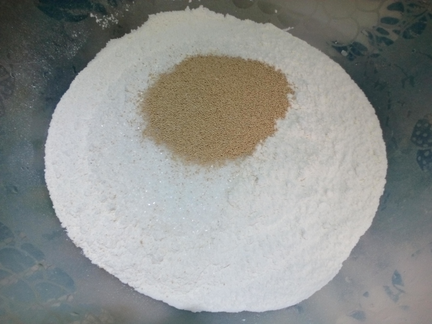 Mic dejun traditional - Manakish - zaatar