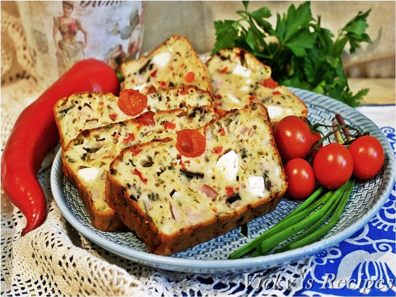 Chec aperitiv cu branza, sunca si masline