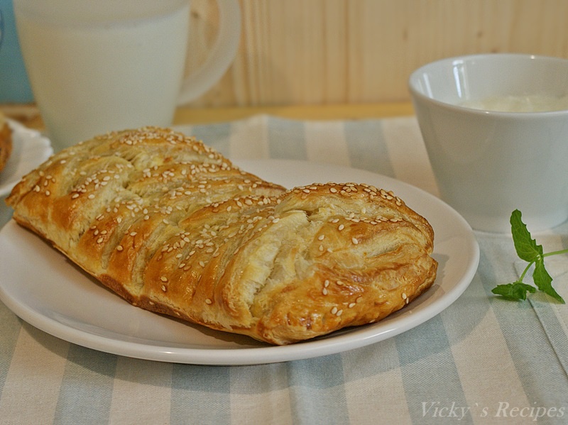 Placinte impletite cu mozzarella