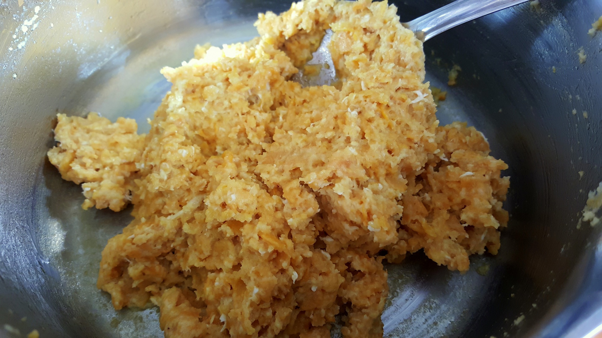 Fursecuri cu cartofi si cascaval