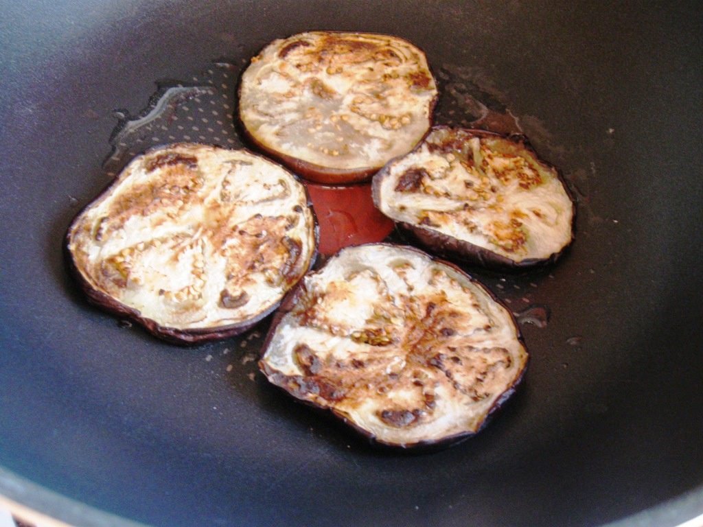 Omleta cu vinete coapte