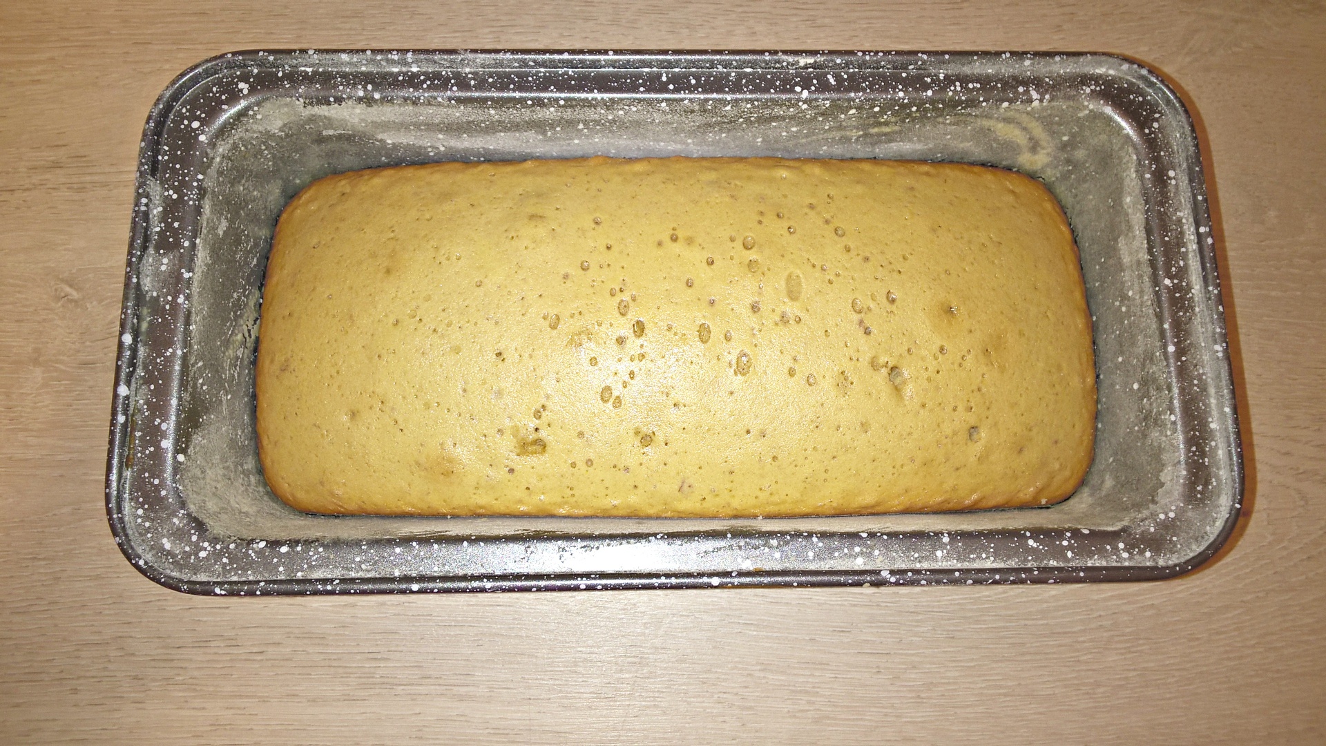 Tort simplu cu banane