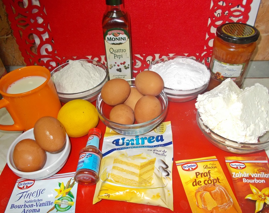 Prajitura cu branza de vaci si gem, un deliciu usor de facut