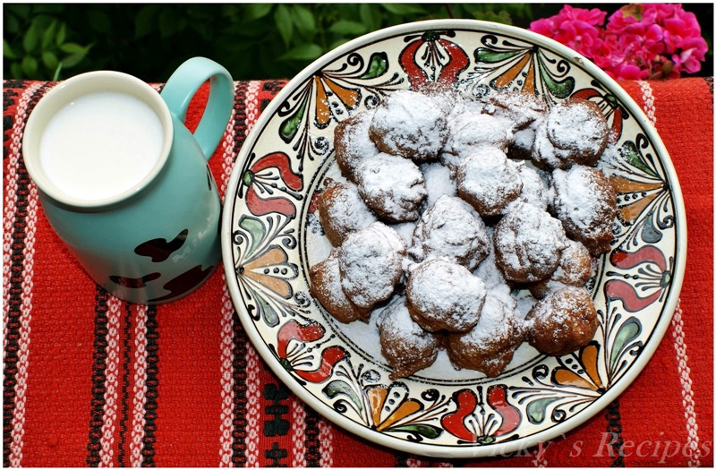 Gogosi rapide cu mere si iaurt