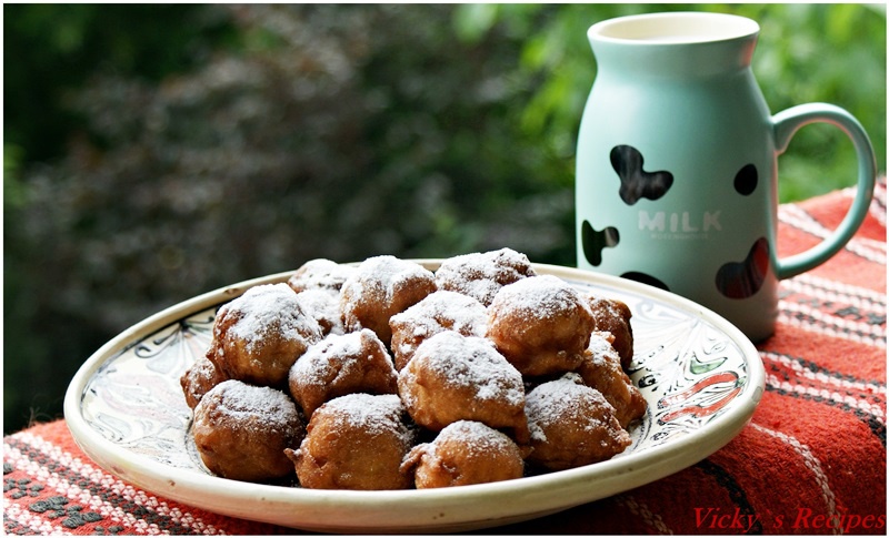 Gogosi rapide cu mere si iaurt