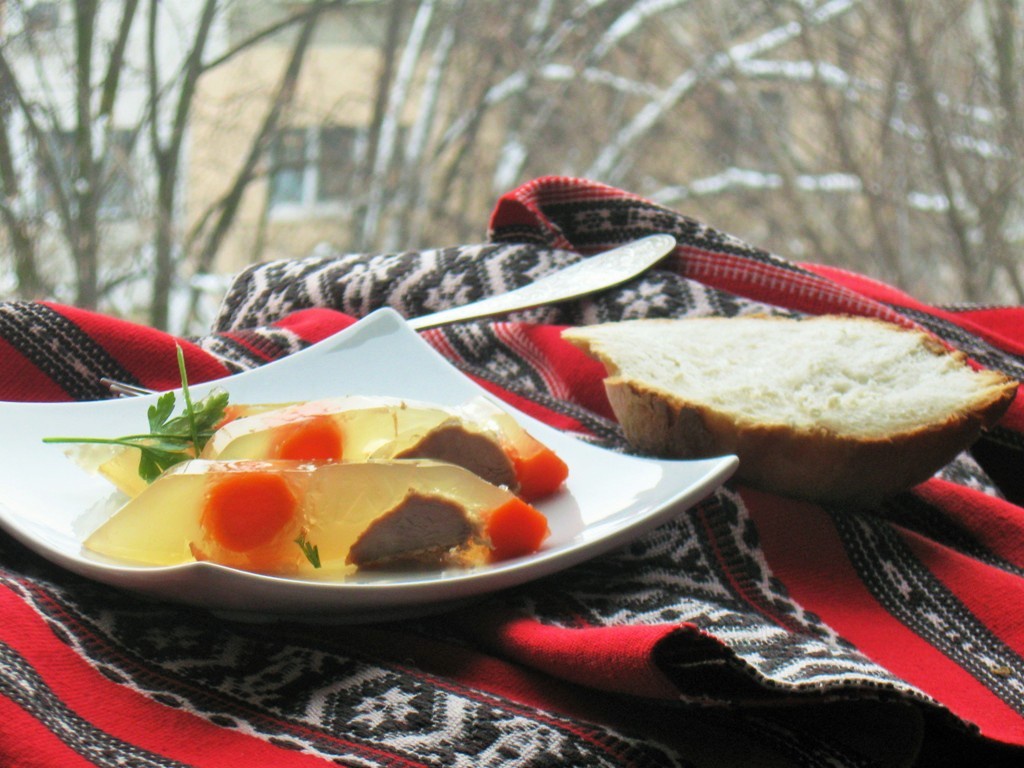 Racitura (piftie) de porc