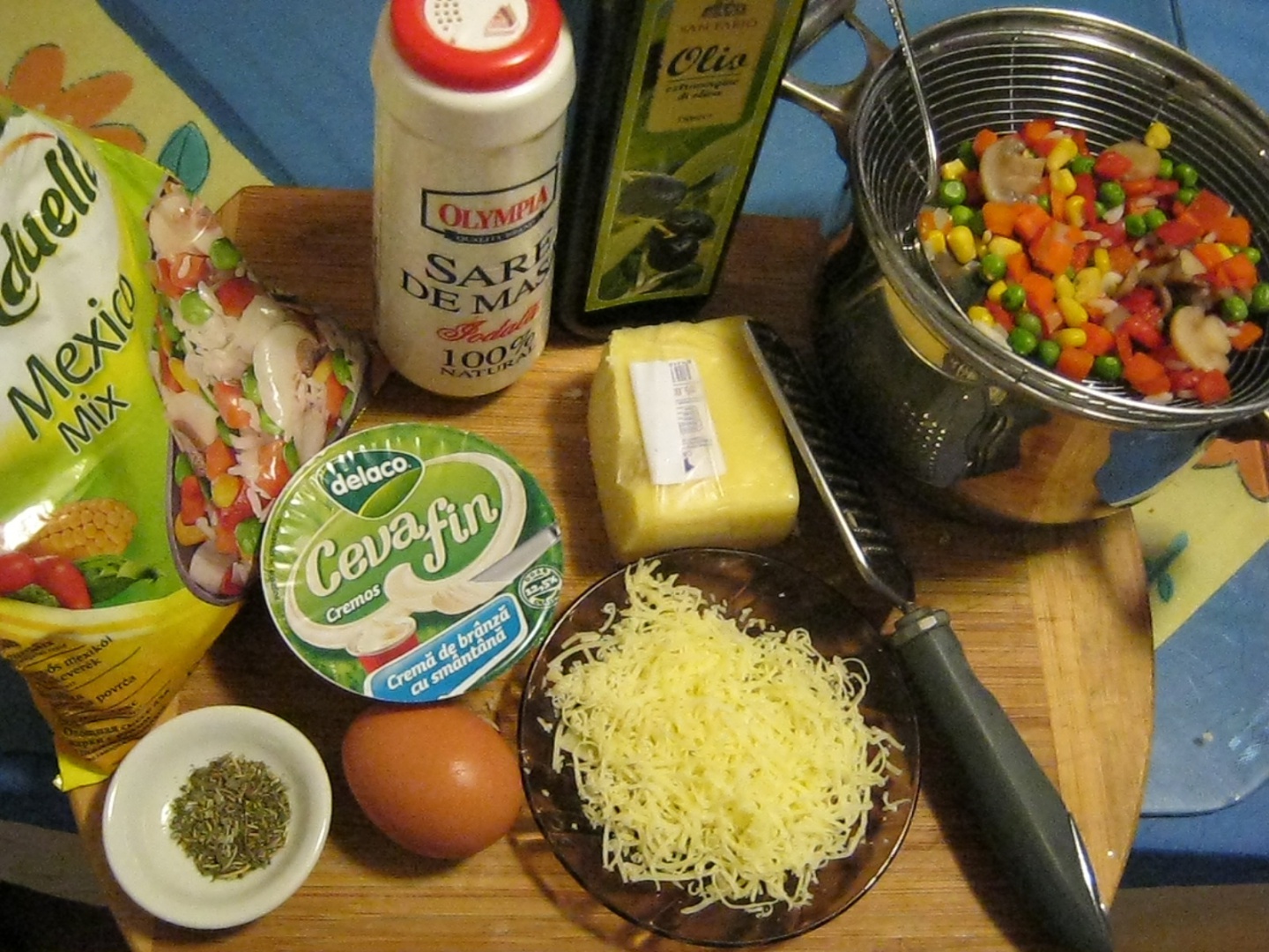 Cosulete cu legume si ceapa rosie