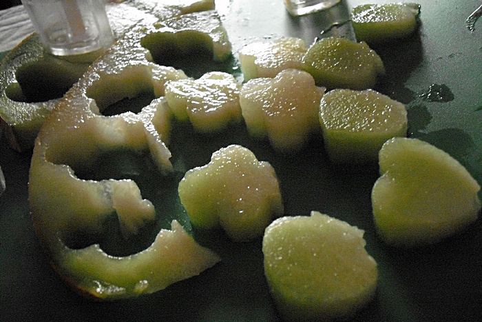 Cosulete din biscuiti cu branza si pepene galben