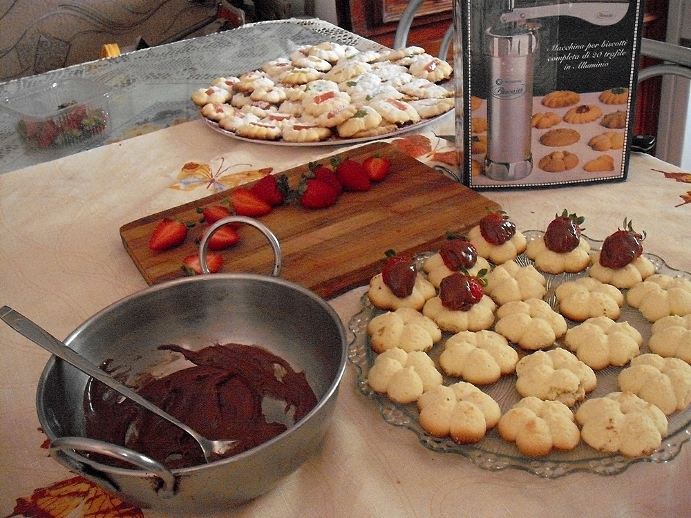 Fursecuri cu ciocolata si capsuni