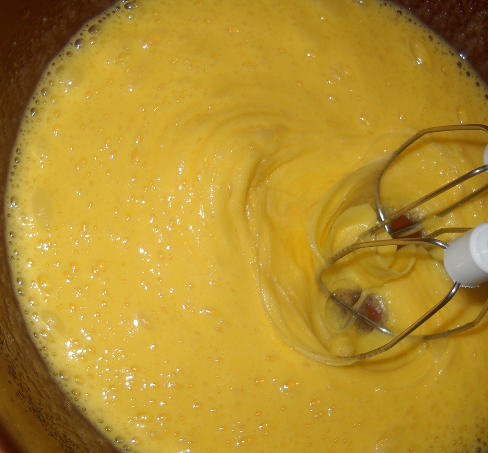 Prăjitură cu cremă de zahăr ars