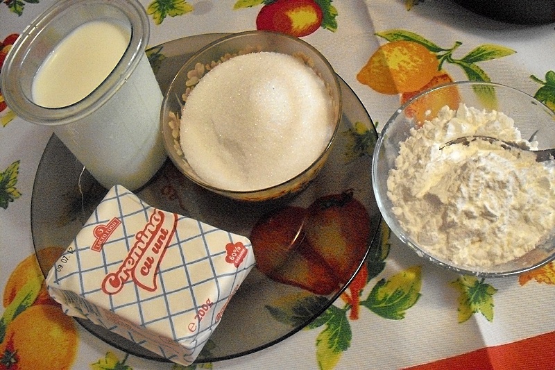 Prajitura cu zahar ars si cremino mentolat