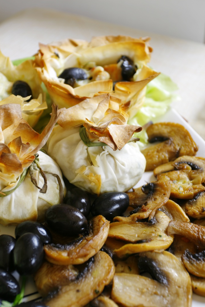 Boccelute cu pui si legume