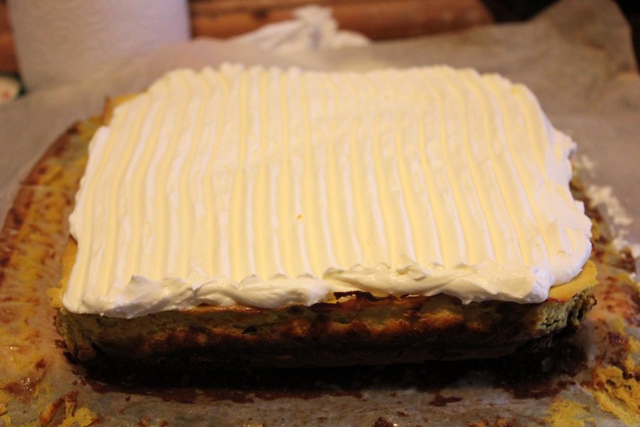 Prajitura cu branza, dovleac, nuca si cafea