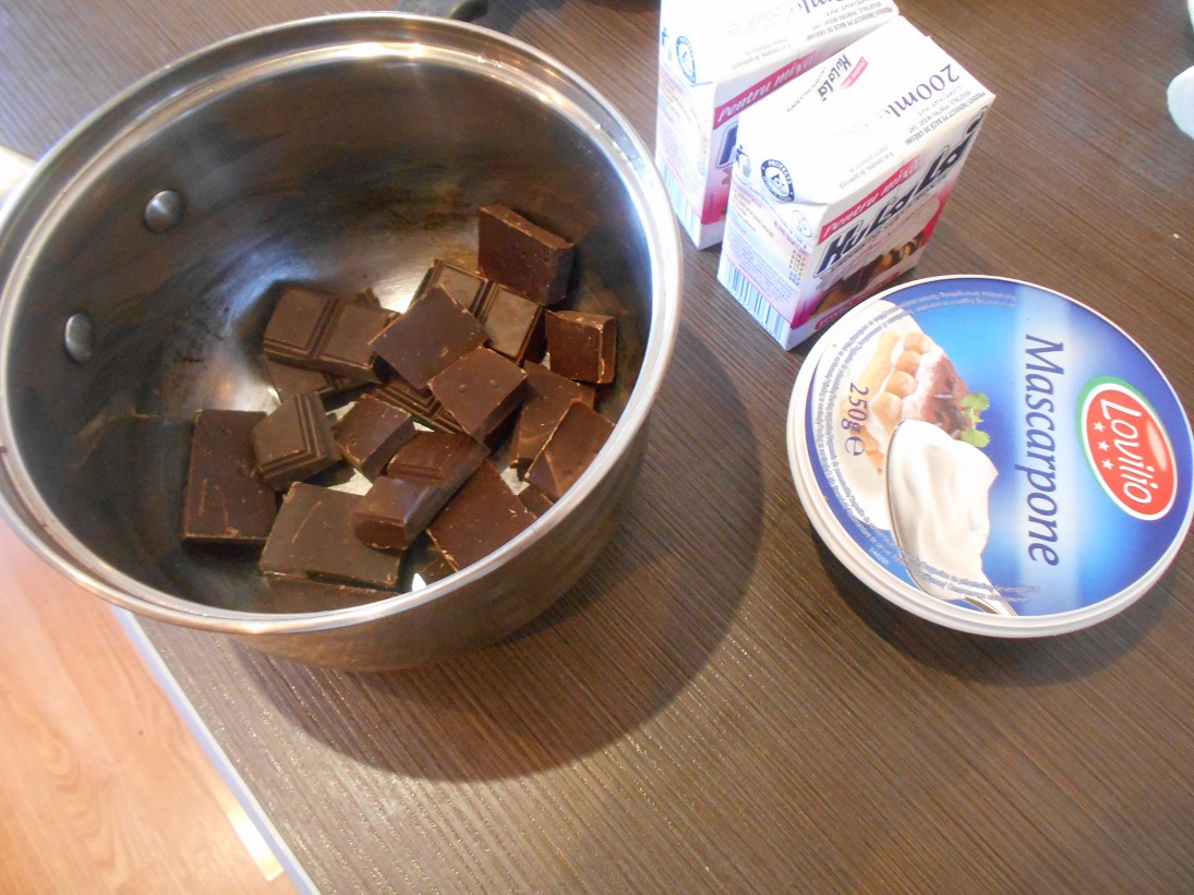 Tort cu ciocolata ,, Tort Trufa,,