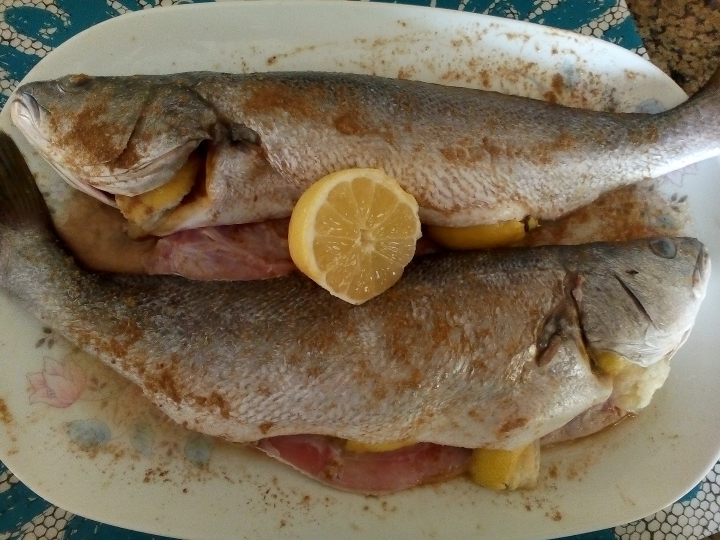 Peste tilapia prajit cu lamaie si cumin