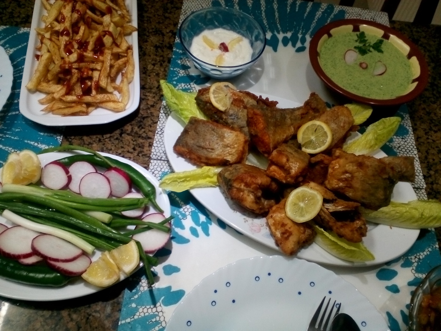 Peste tilapia prajit cu lamaie si cumin