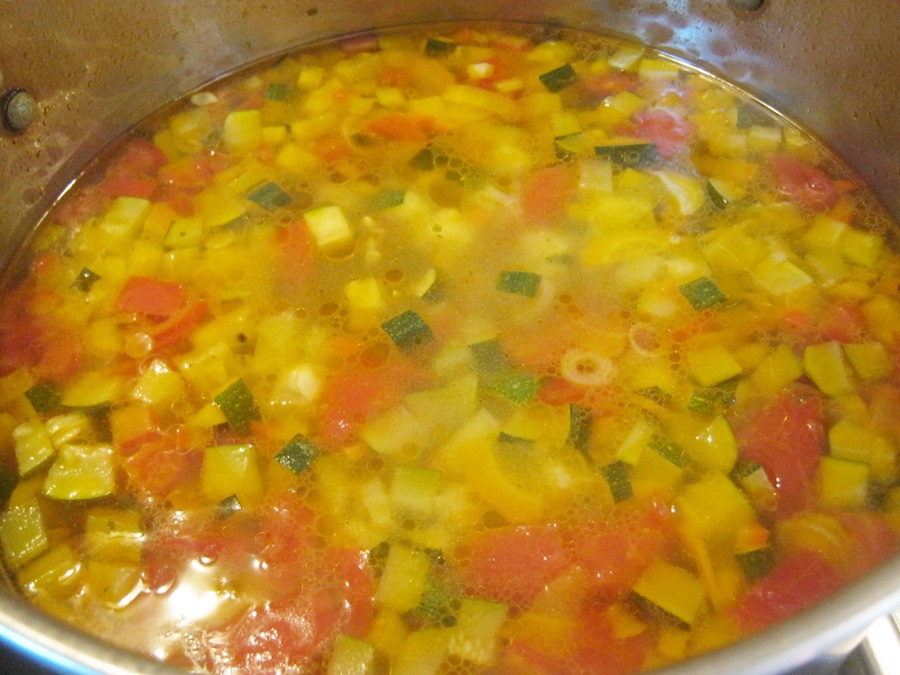 Ciorba de zucchini cu corcoduse