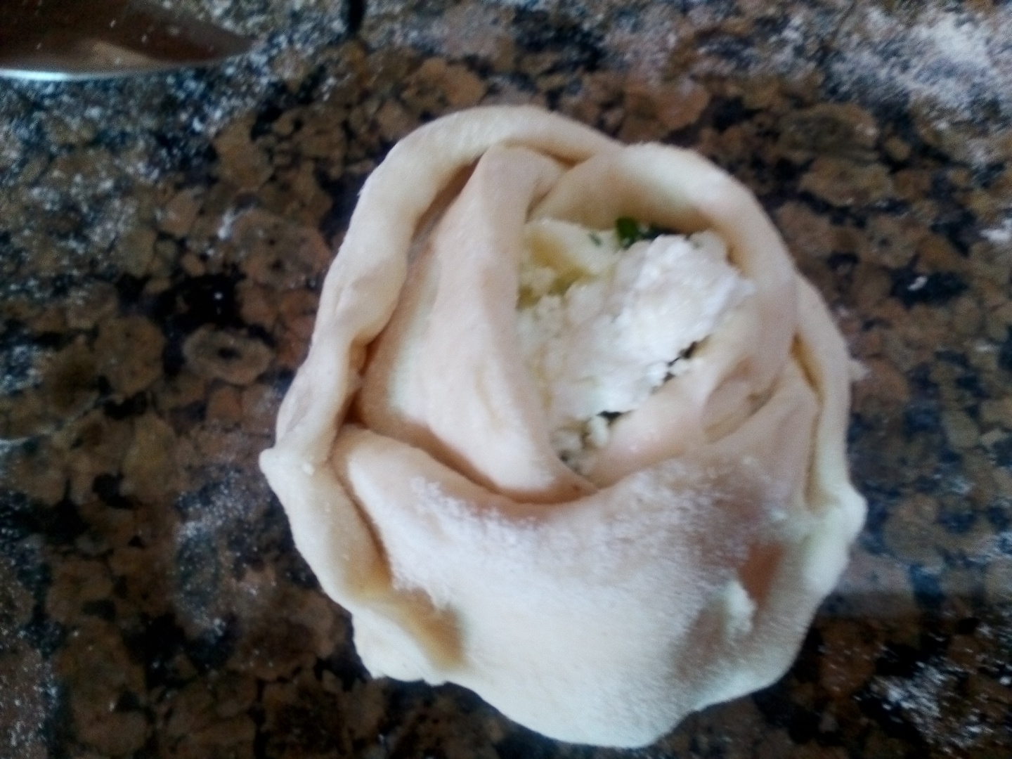 Trandafiri cu branza sarata