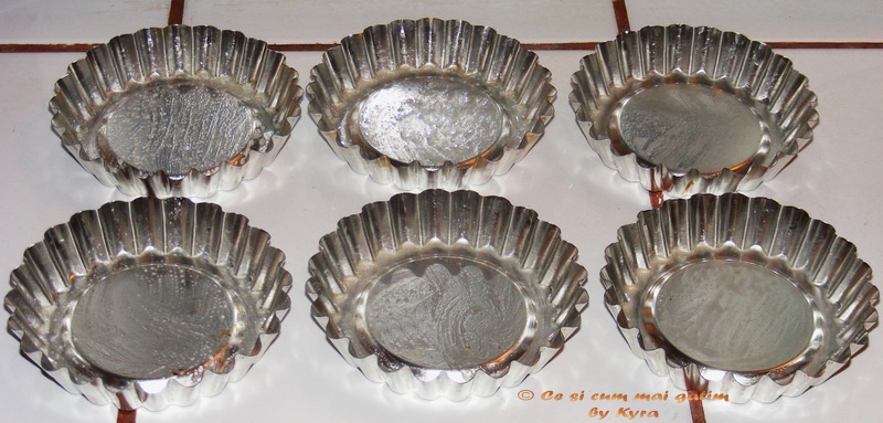 Mille-feuille cu mere caramelizate