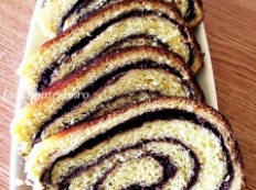 Cozonac cu nuca si ciocolata