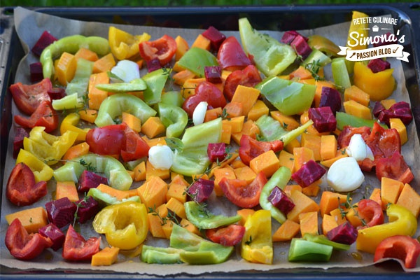 Salata de mei cu legume coapte