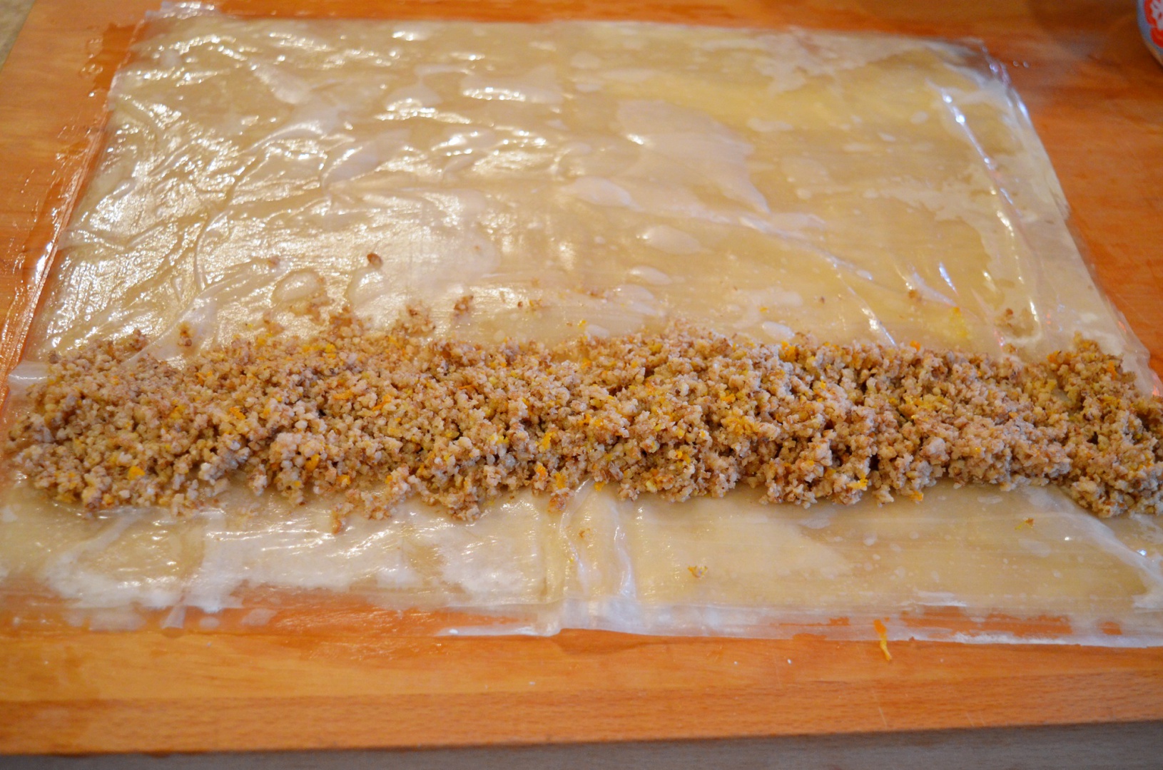 Placinta invartita cu nuca si portocala - de post, la slow cooker Crock-Pot