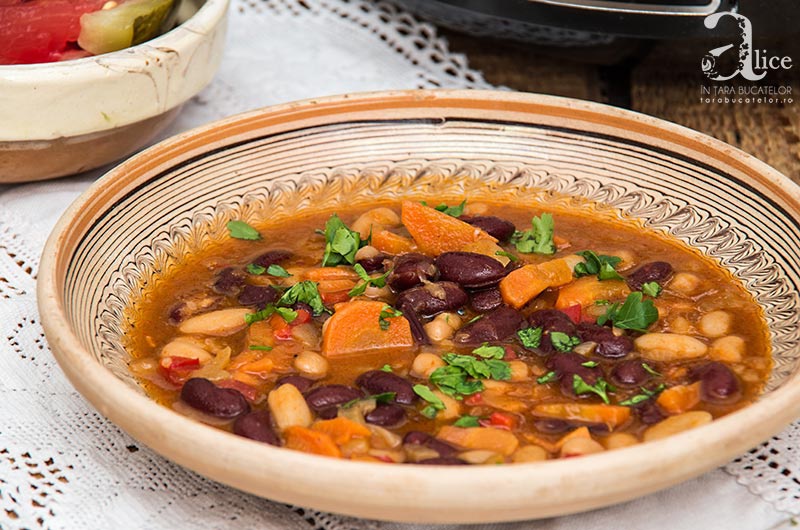 Mancare de fasole la slow cooker Crock-Pot