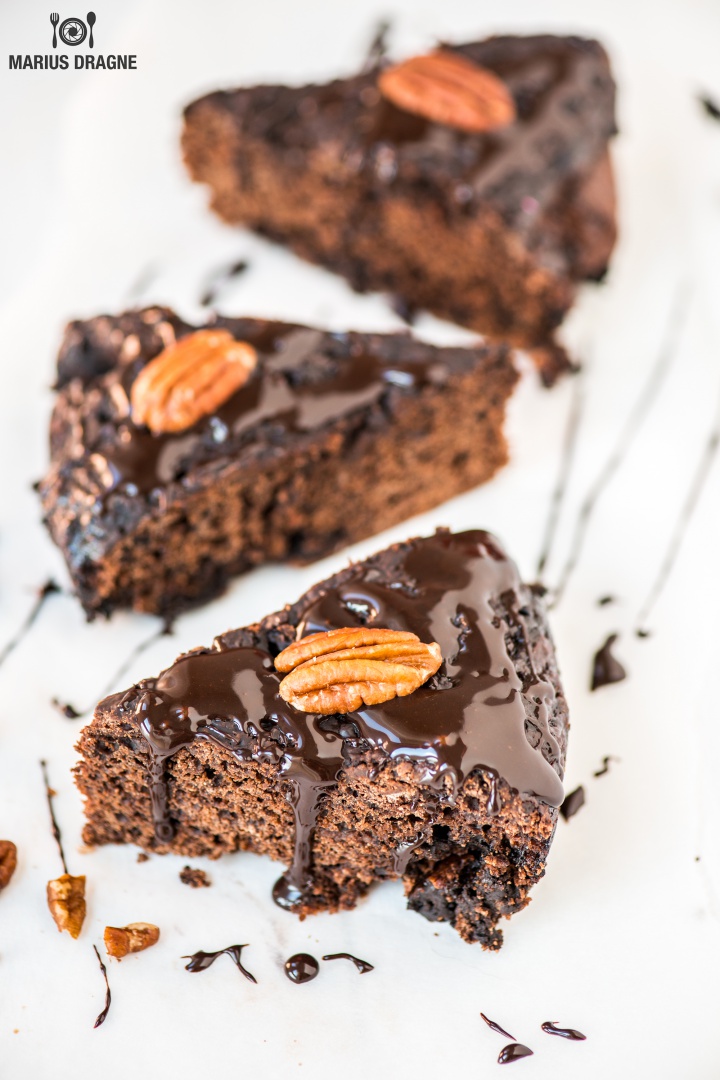 Budinca de ciocolata la slow cooker Crock-Pot – de post