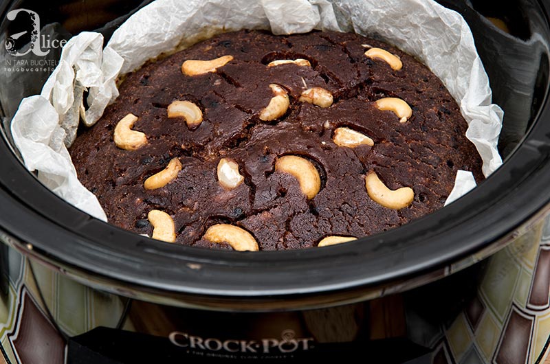 Negresa de post cu banane la slow cooker Crock-Pot