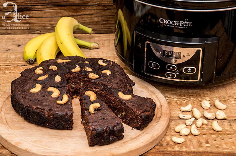 Negresa de post cu banane la slow cooker Crock-Pot