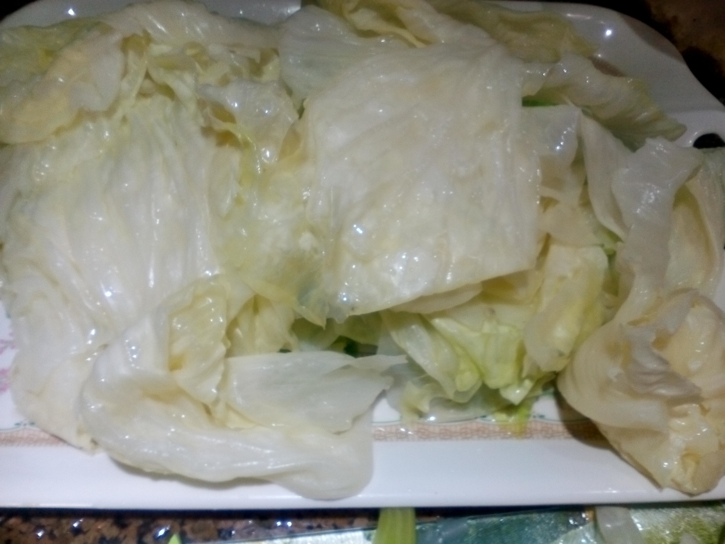 Sarmalute arabesti cu usturoi si lamaie-"Malfouf"