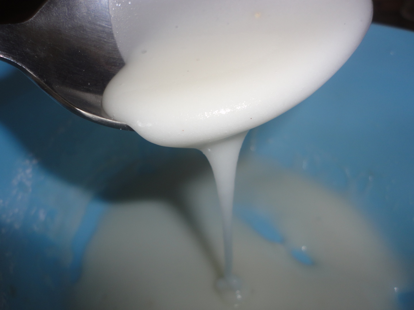 Melcisori dulci cu stafide si nuca de cocos