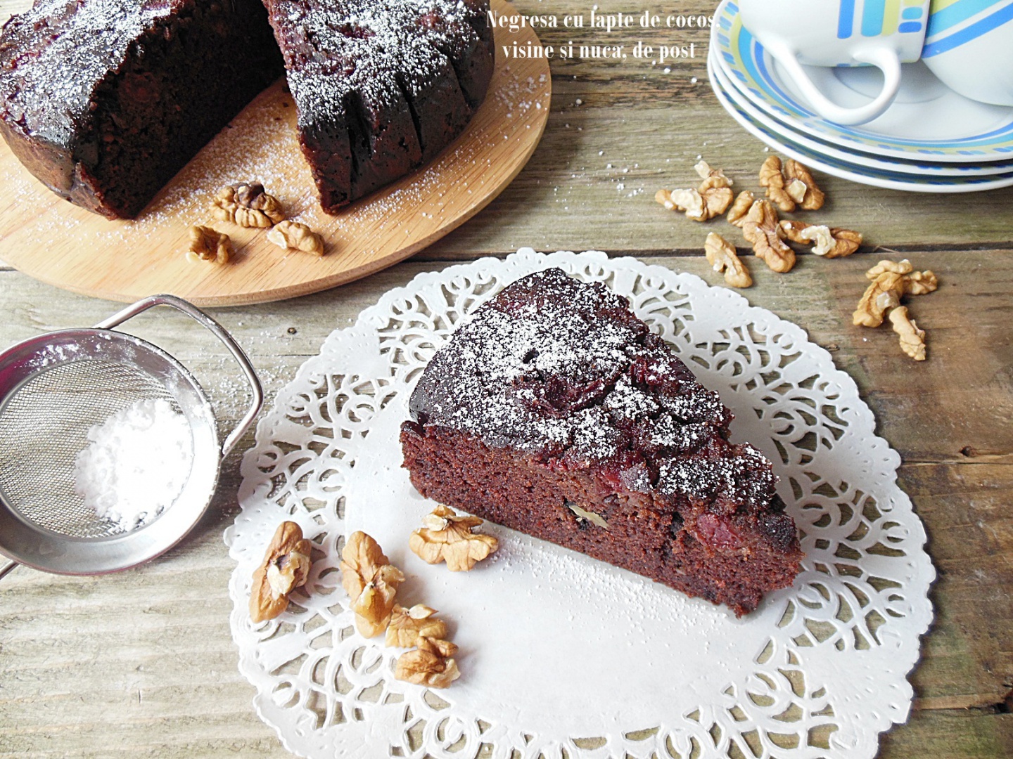 Negresa cu lapte de cocos, visine si nuca, de post