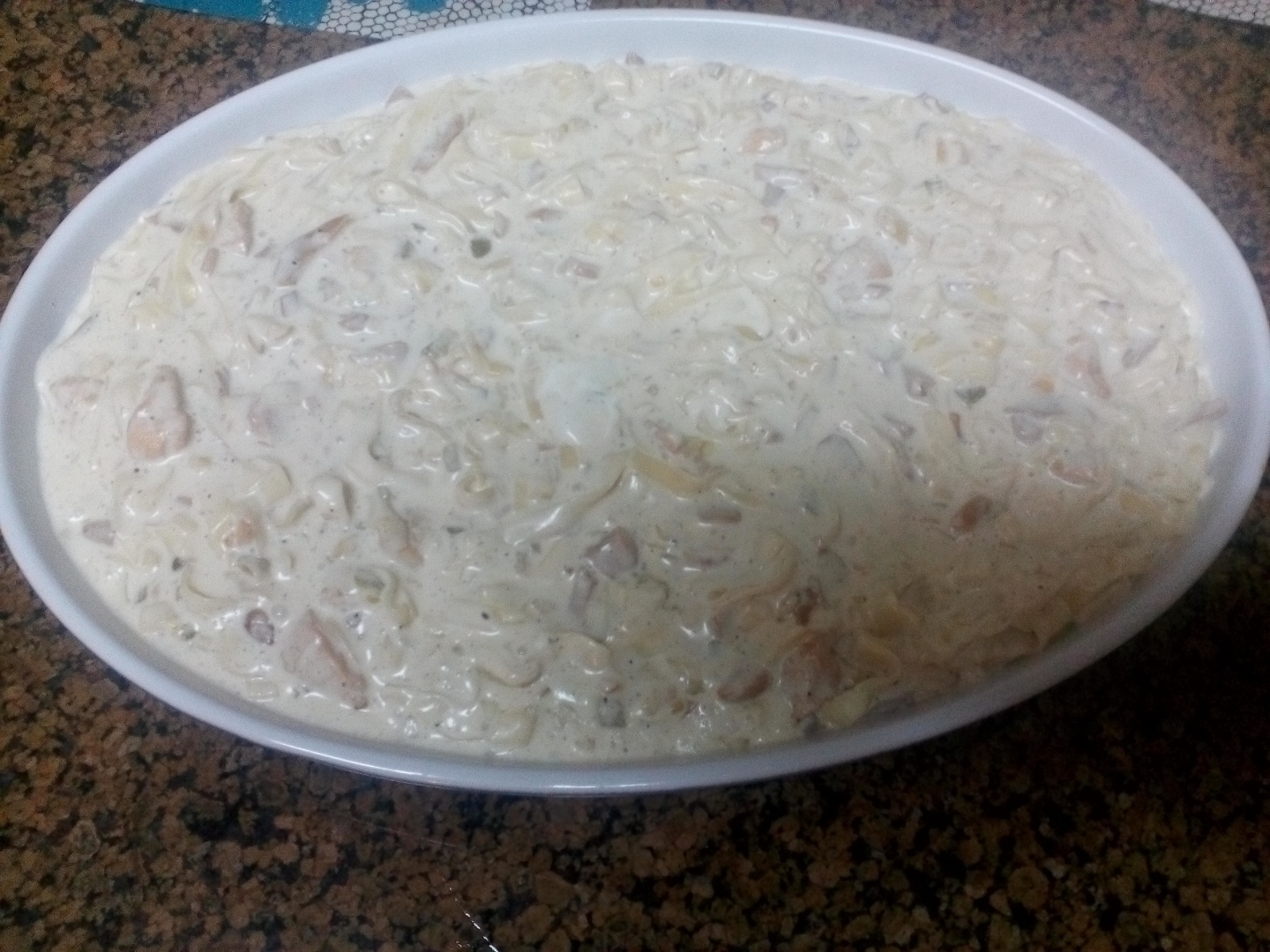 Fettuccine cu piept de pui si crema la cuptor