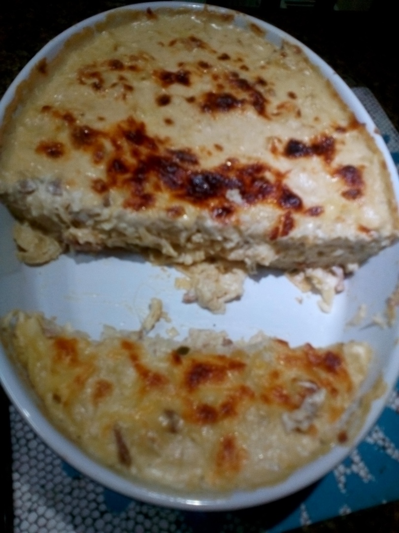 Fettuccine cu piept de pui si crema la cuptor