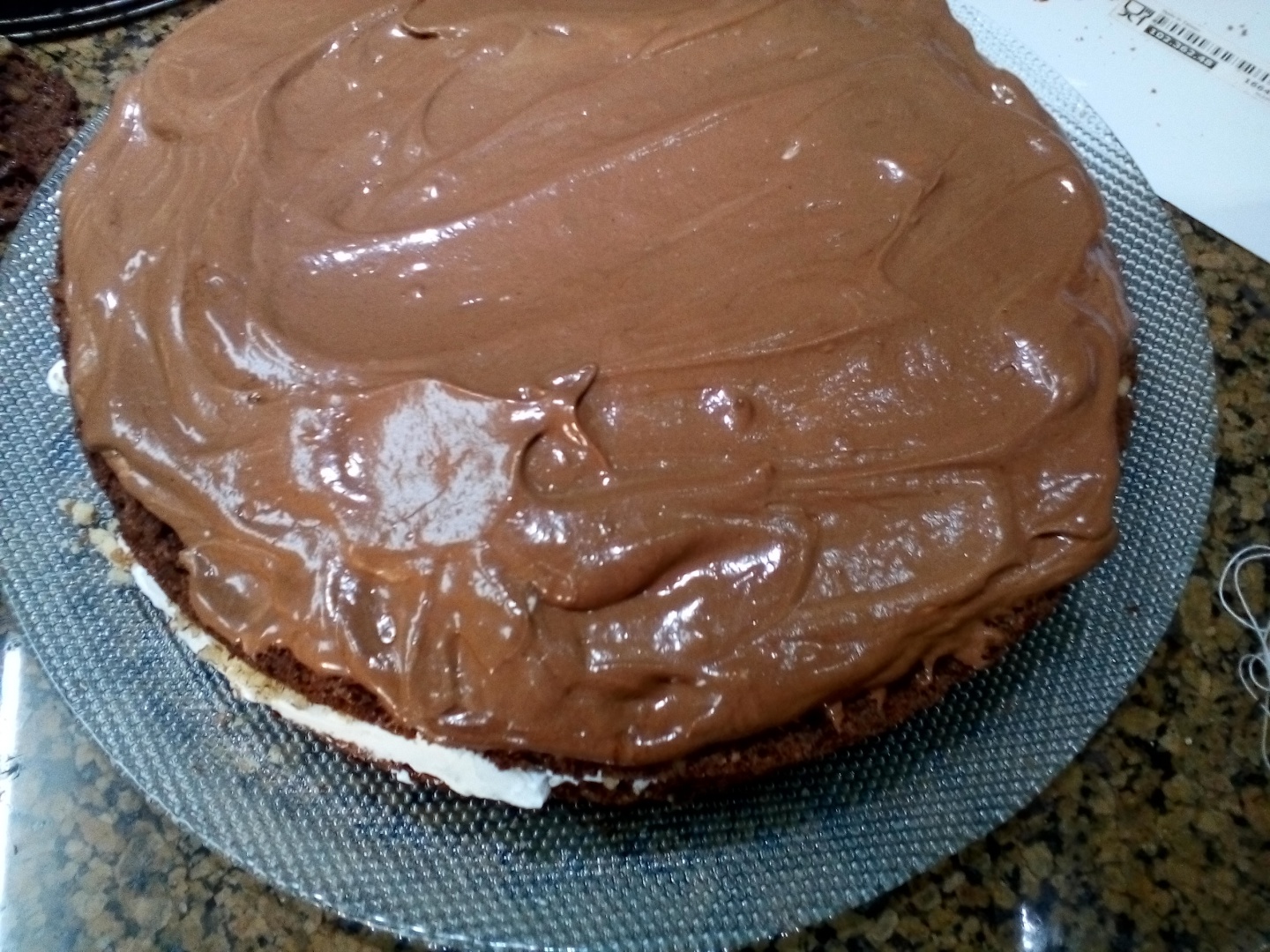 "Tort  Festiv "  cu blat de ciocolata si nuca si trei creme distincte (umpluturi)