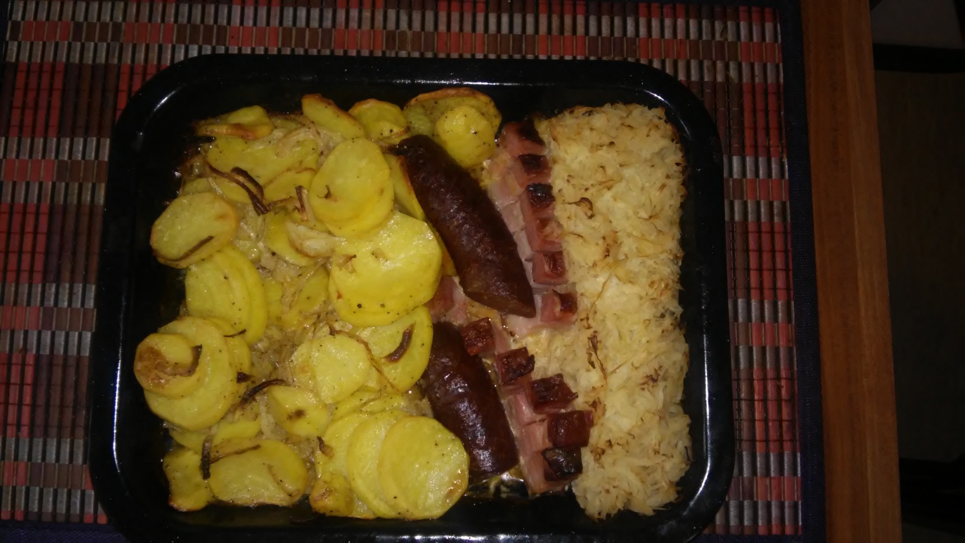 Crumpi in Pleu ( mancare banateana)