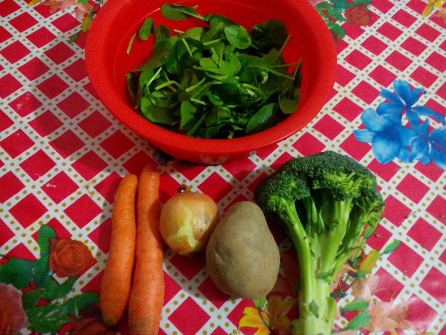 Supa crema de broccoli cu spanac