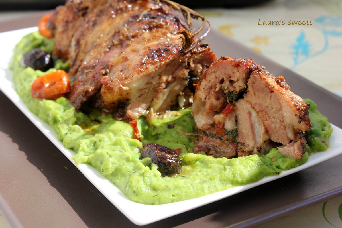 Rulada de miel pe pat de mazare cu menta, pregatita cu aparatul de marinat FoodSaver