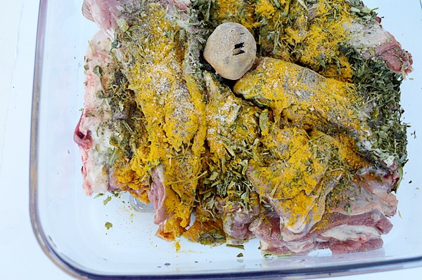 Tocanita persana de miel cu ierburi pregatita cu aparatul de marinat FoodSaver