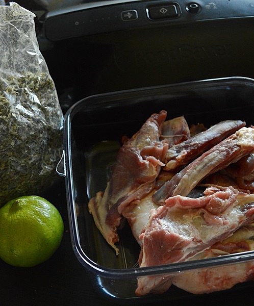 Tocanita persana de miel cu ierburi pregatita cu aparatul de marinat FoodSaver