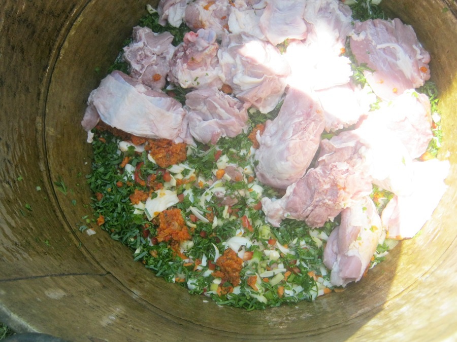 Miel la ceaun cu sos de vin alb