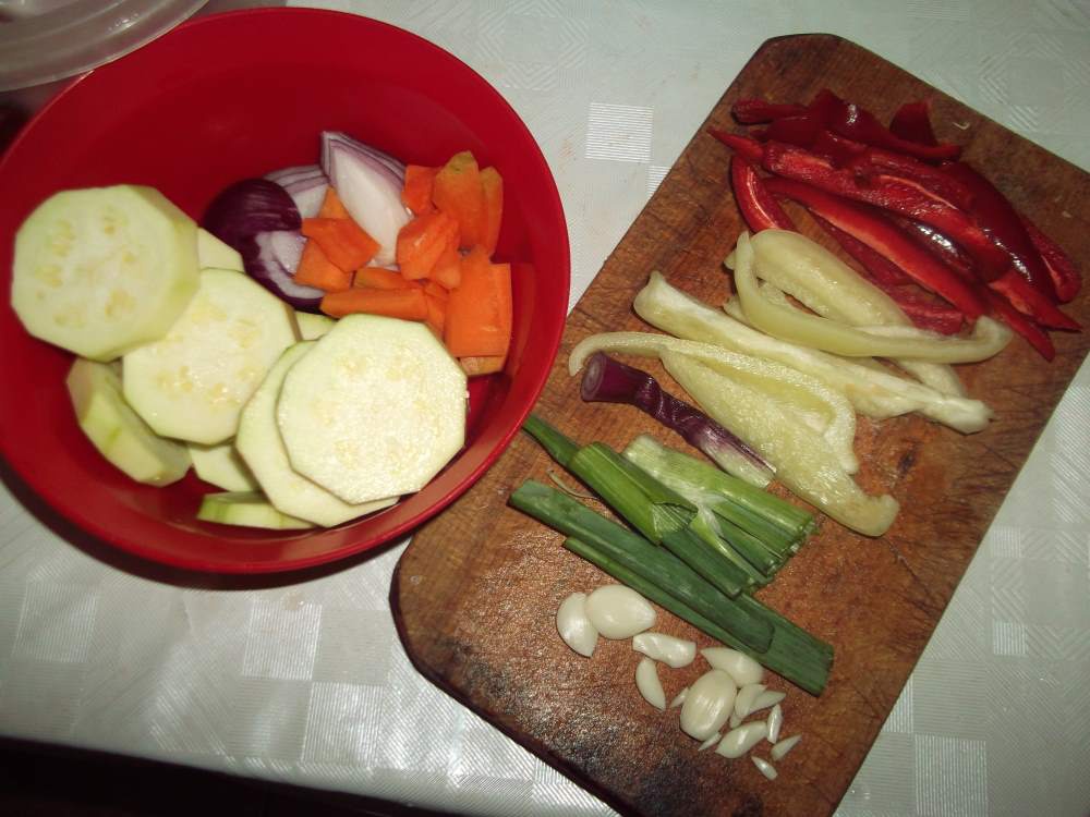 Prepelite la cuptor cu legume