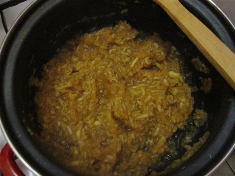 Rulada cu mere si budinca de vanilie