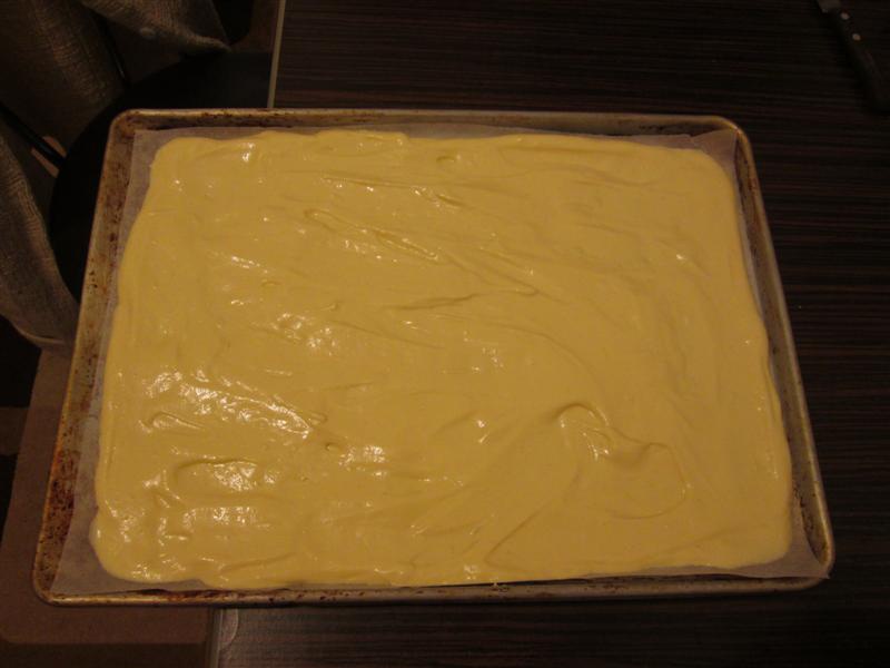 Rulada cu mere si budinca de vanilie