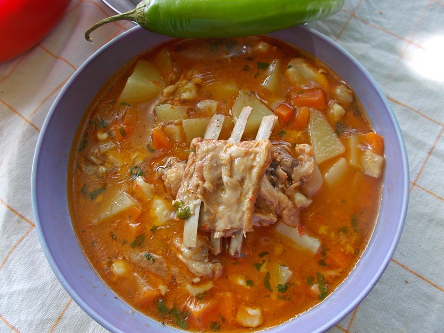 Gulas(gulyas) de miel la ceaun