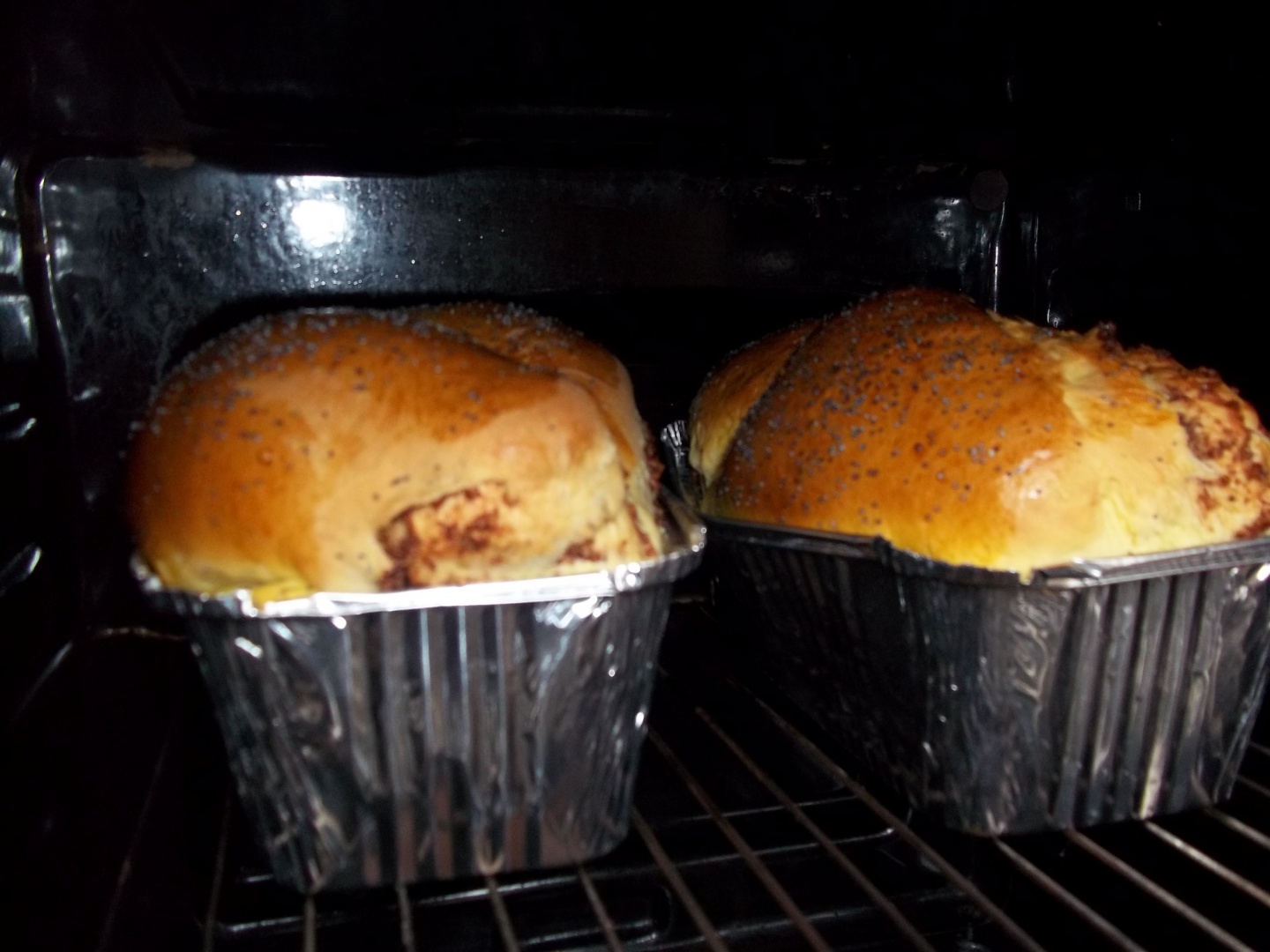 Cozonac cu nuca si cacao