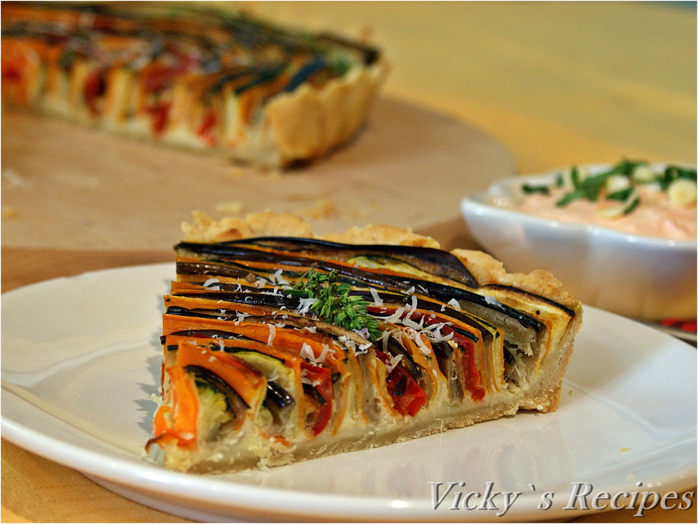 Tarta spiralata cu legume si mozzarella